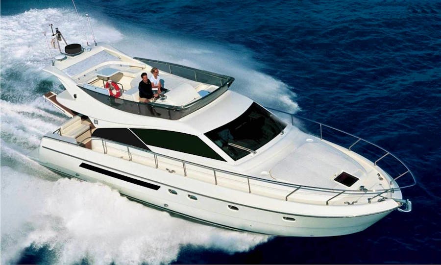 Motor yacht - Ferretti 43 Fly for day tours & charter in Dubrovnik